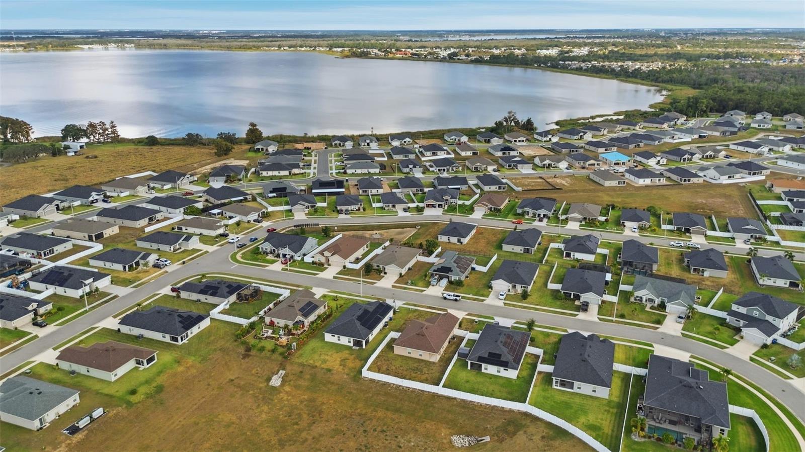 LAKES TR 5 - Residential