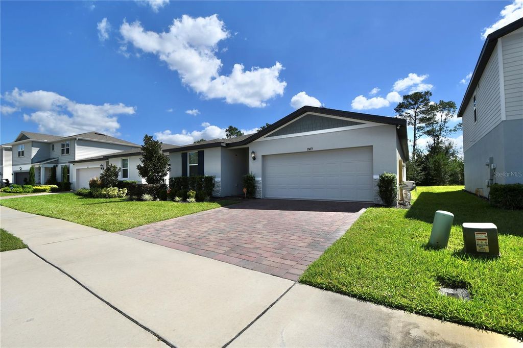 Photo of 17413 Back Bay Court, Clermont, FL 34714 (MLS # S5150252)