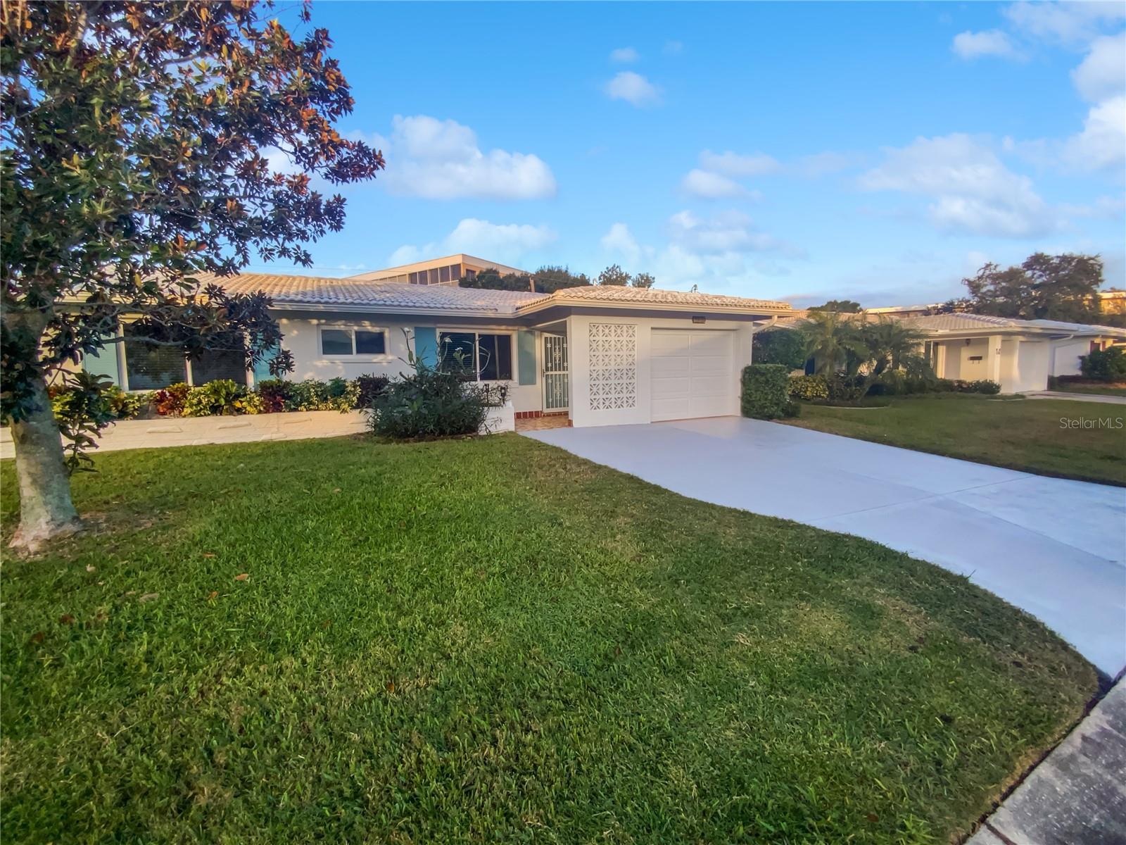 TAMARAC BY THE GULF - Residential