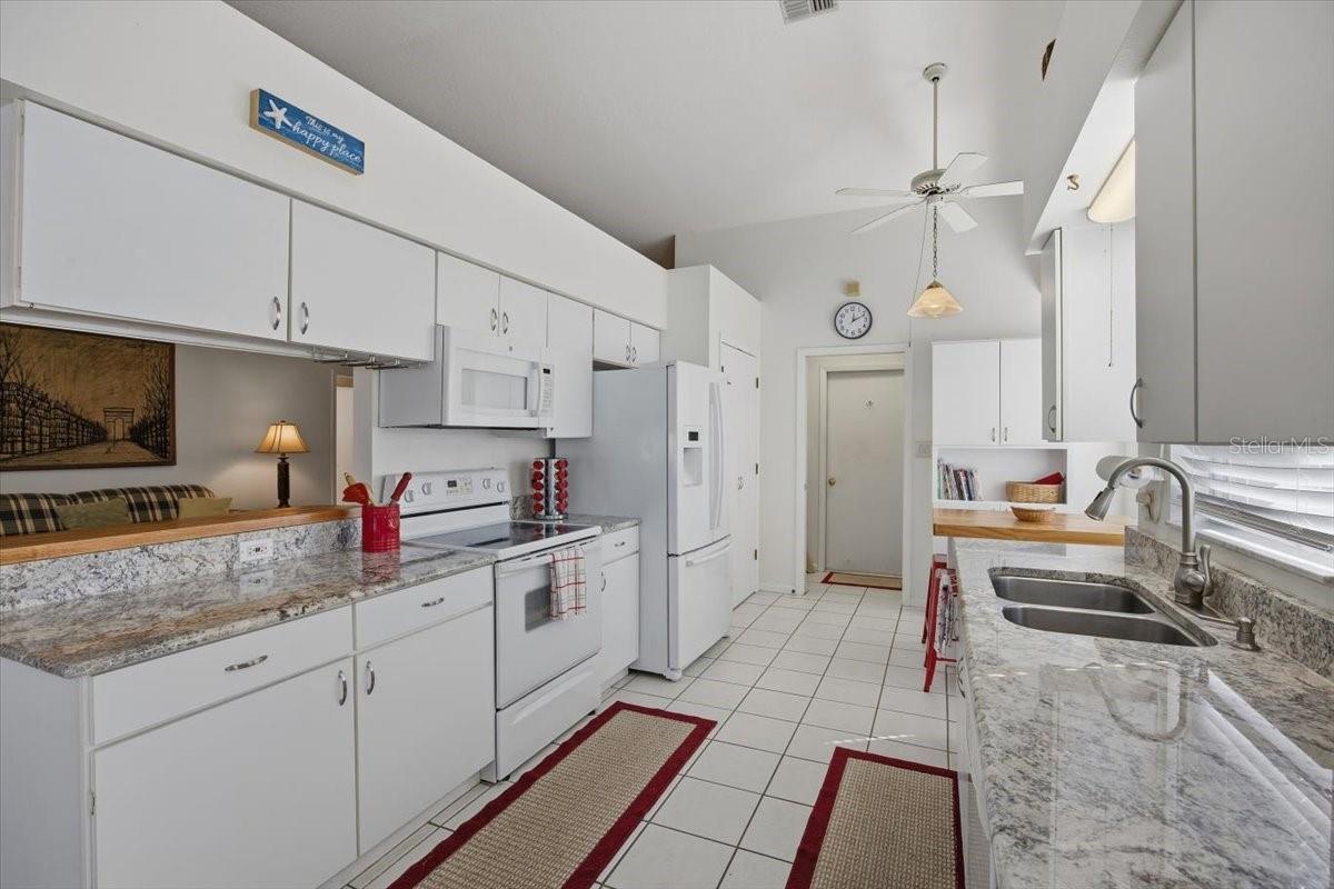 SWEETWATER GOLF & TENNIS CLUB ADD 02 - Residential