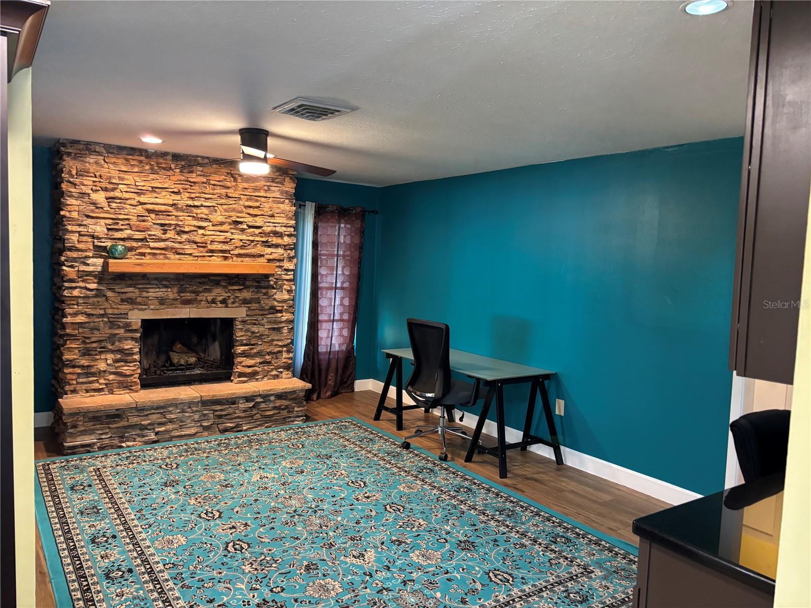 SARASOTA-VENICE CO SUB - Residential Lease