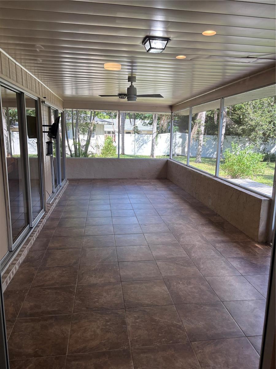 SARASOTA-VENICE CO SUB - Residential Lease