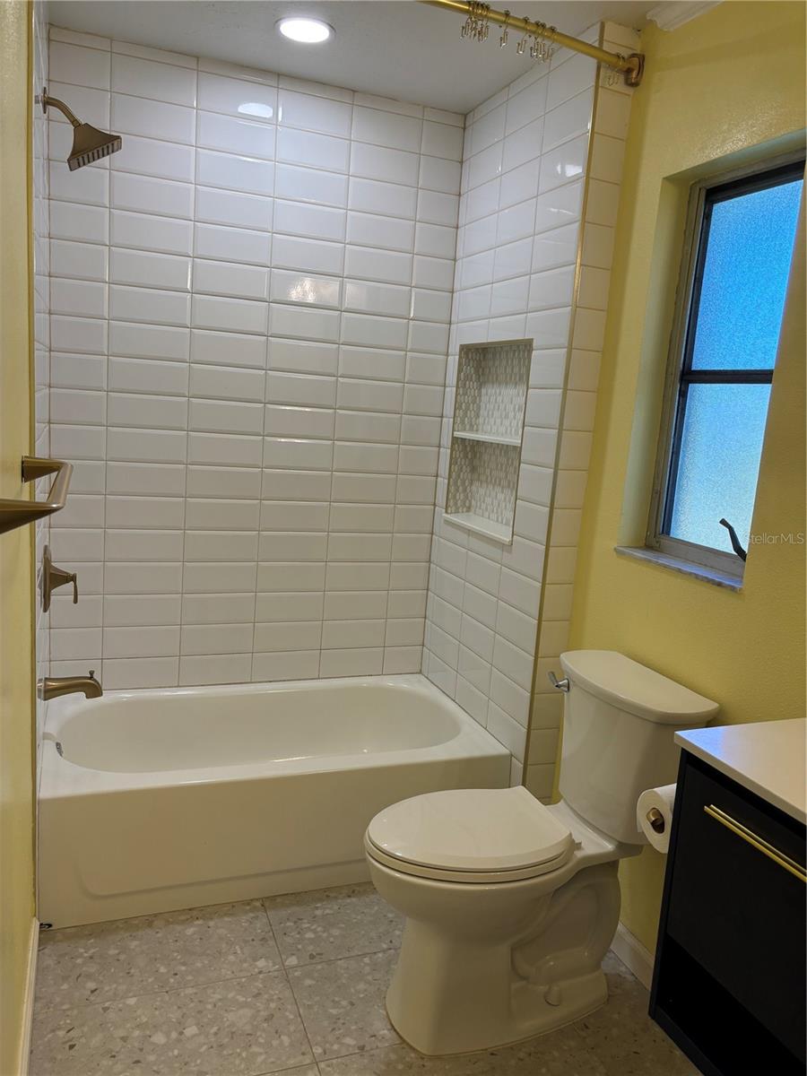 SARASOTA-VENICE CO SUB - Residential Lease