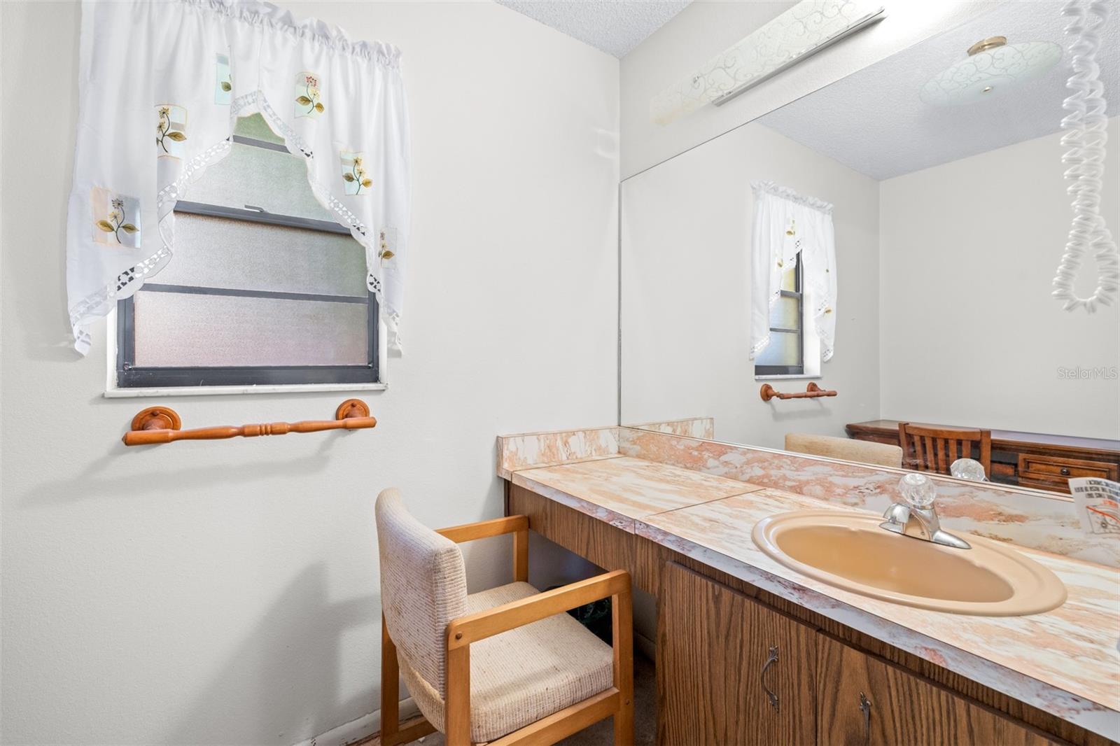 ISTOKPOGA SHORES - Residential