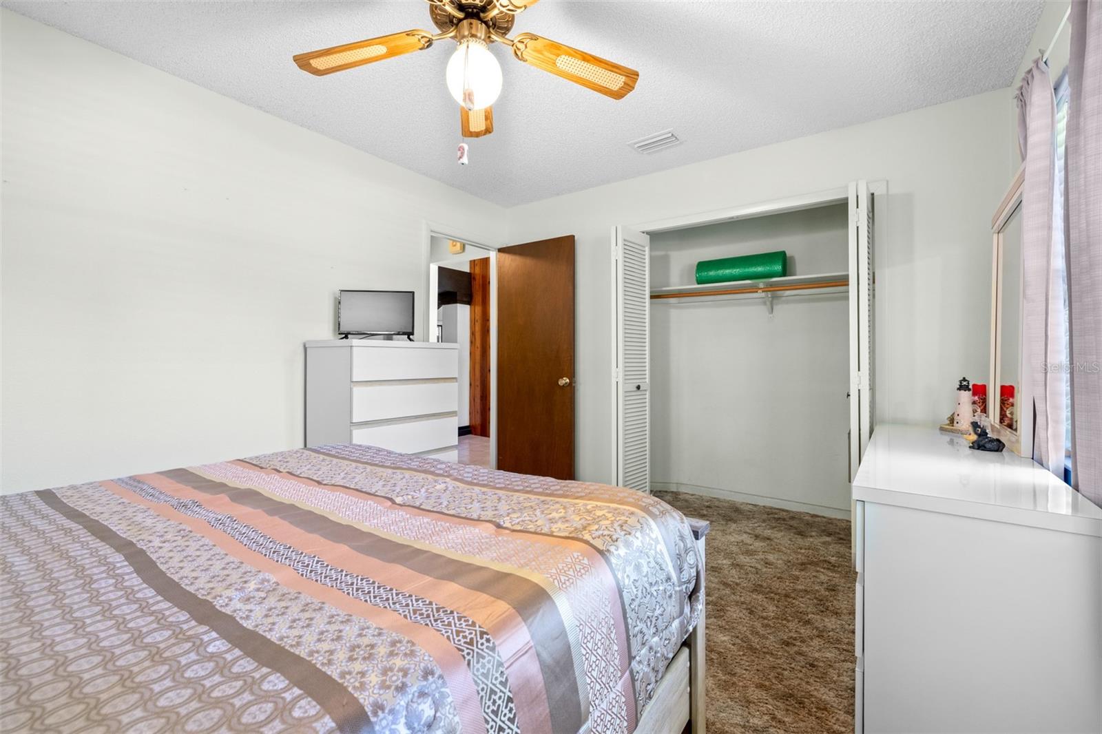 ISTOKPOGA SHORES - Residential