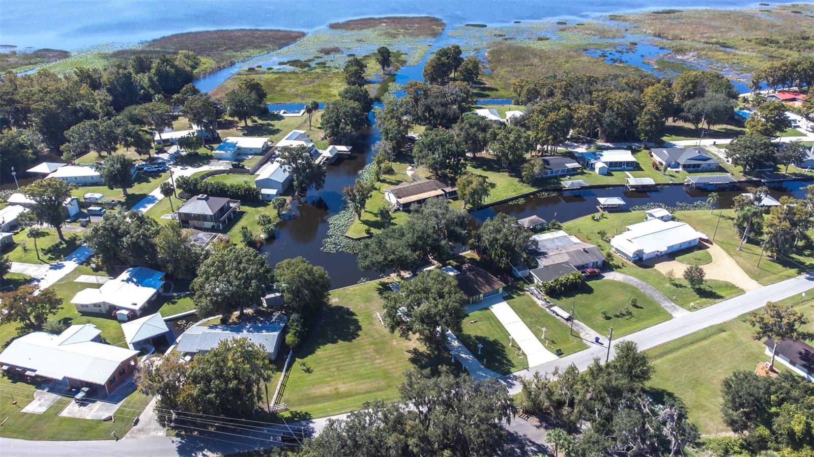 ISTOKPOGA SHORES - Residential