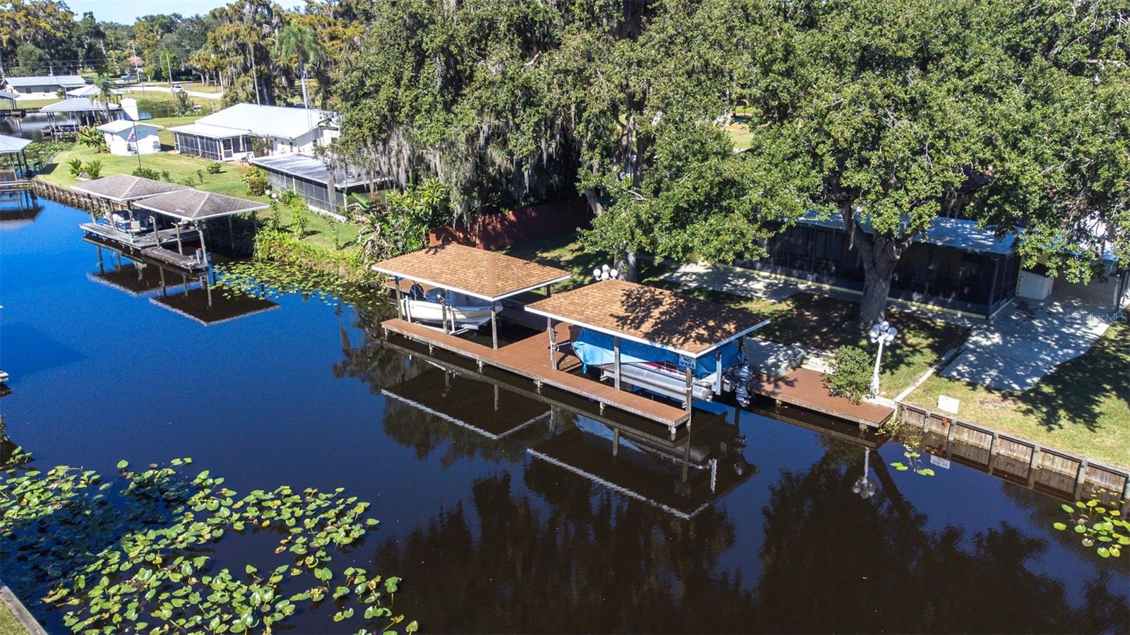 ISTOKPOGA SHORES - Residential