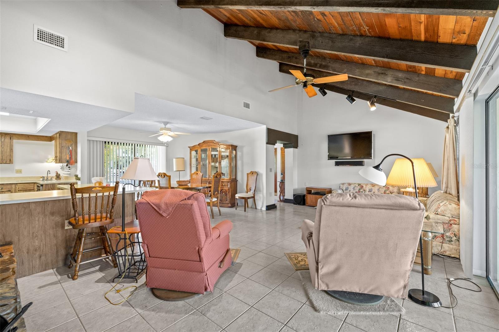 ISTOKPOGA SHORES - Residential