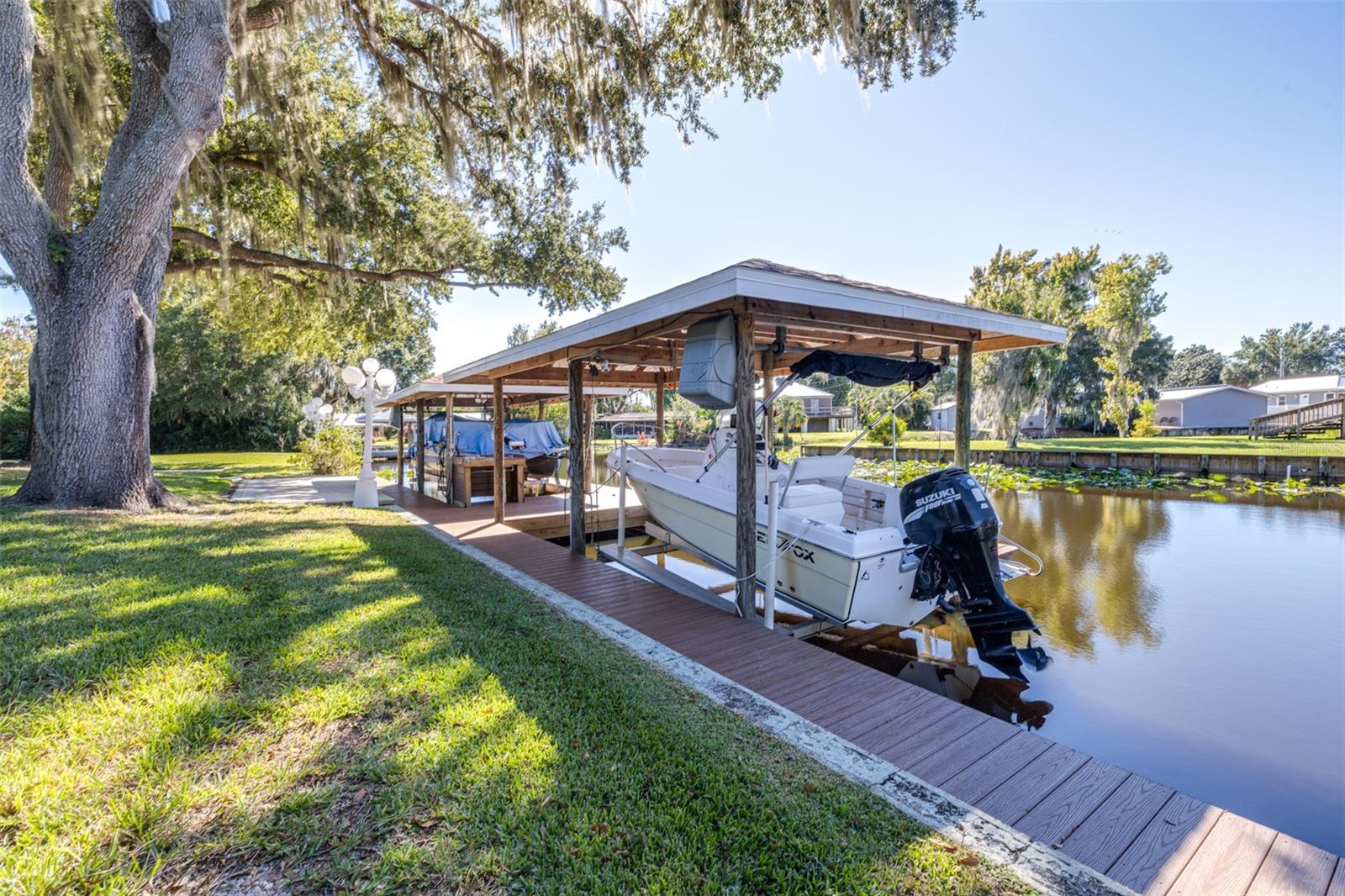 ISTOKPOGA SHORES - Residential