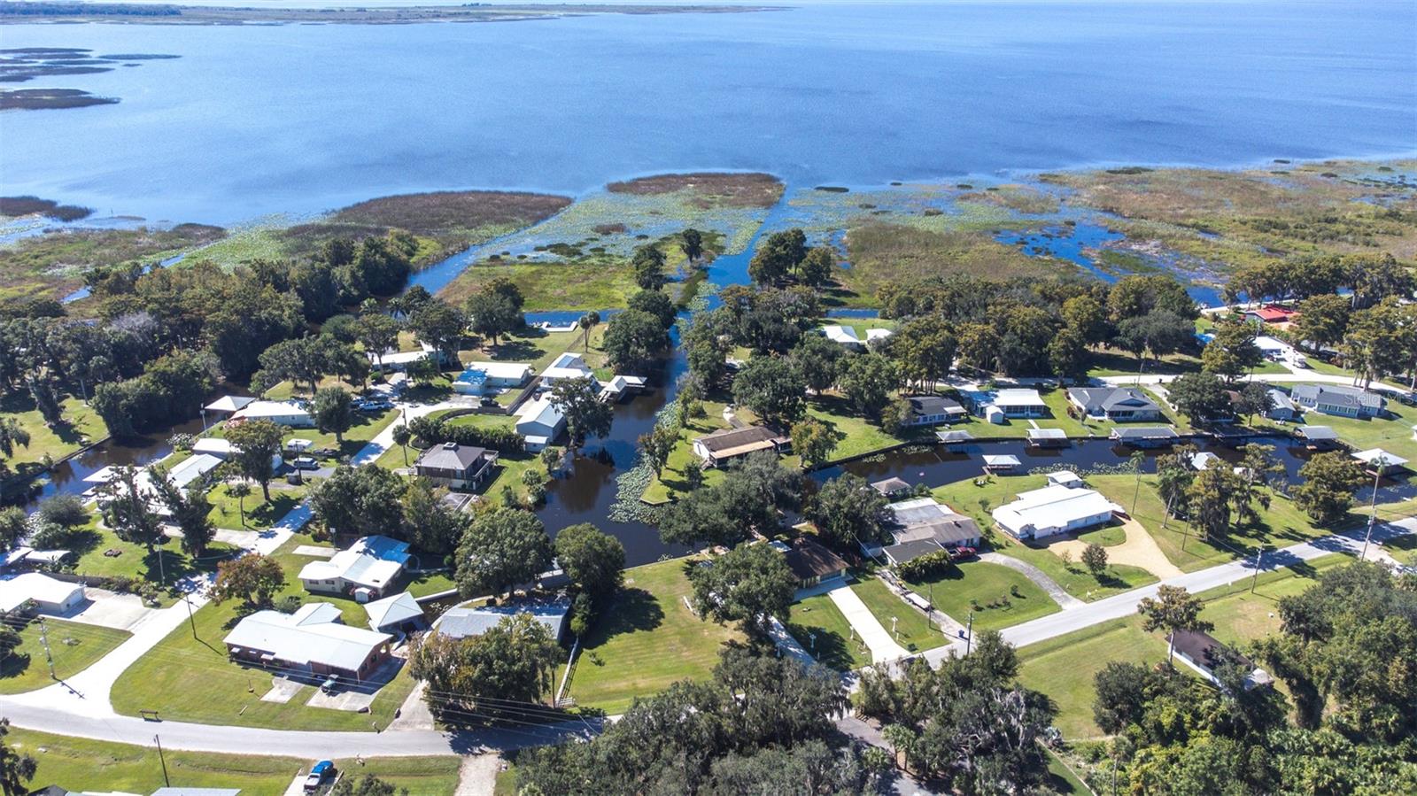 ISTOKPOGA SHORES - Residential