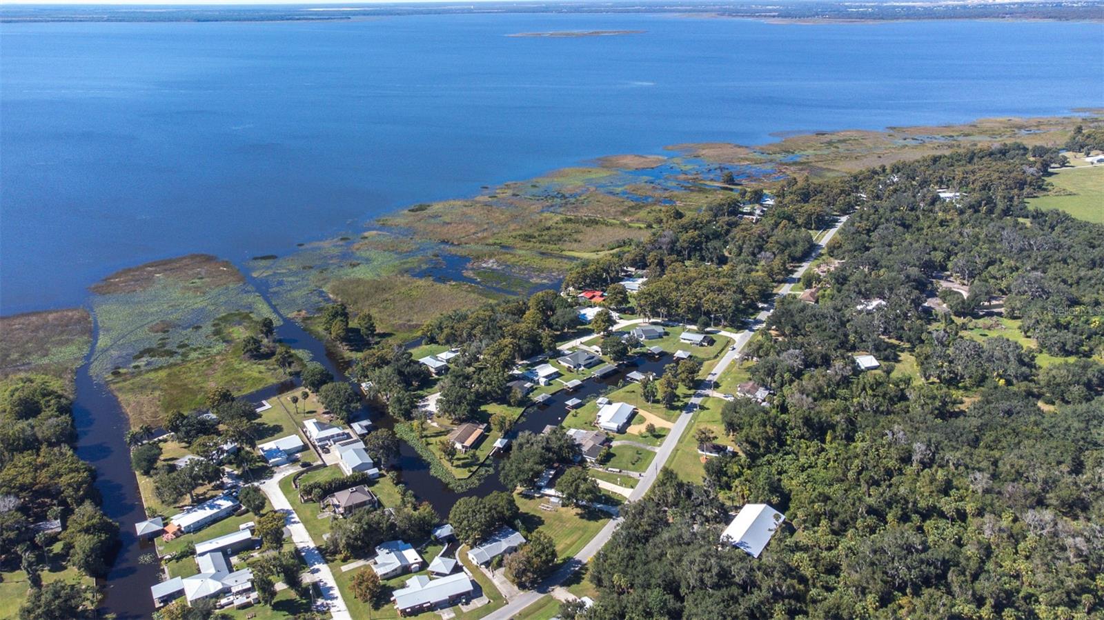 ISTOKPOGA SHORES - Residential