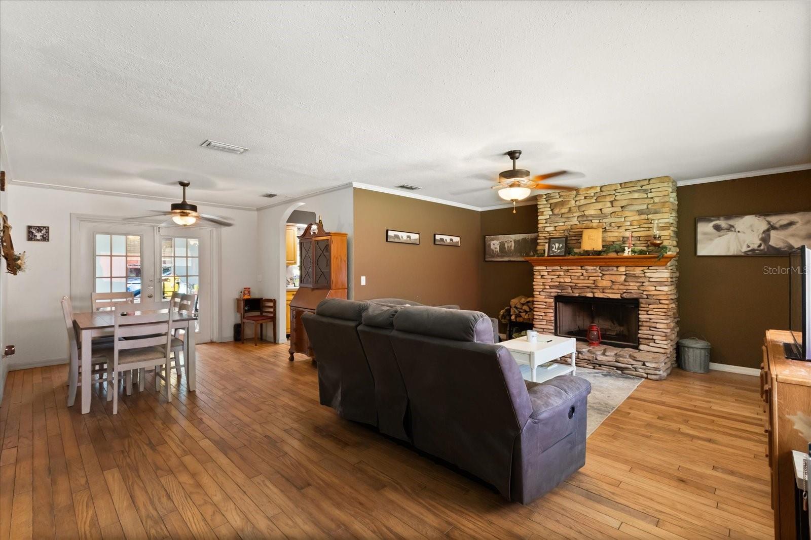 460 HIDDEN RIDGE DRIVE