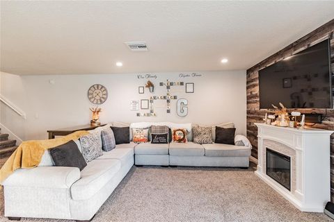 A home in GIBSONTON