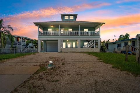 2730 N COMANCHE POINT CRYSTAL RIVER FL 34429