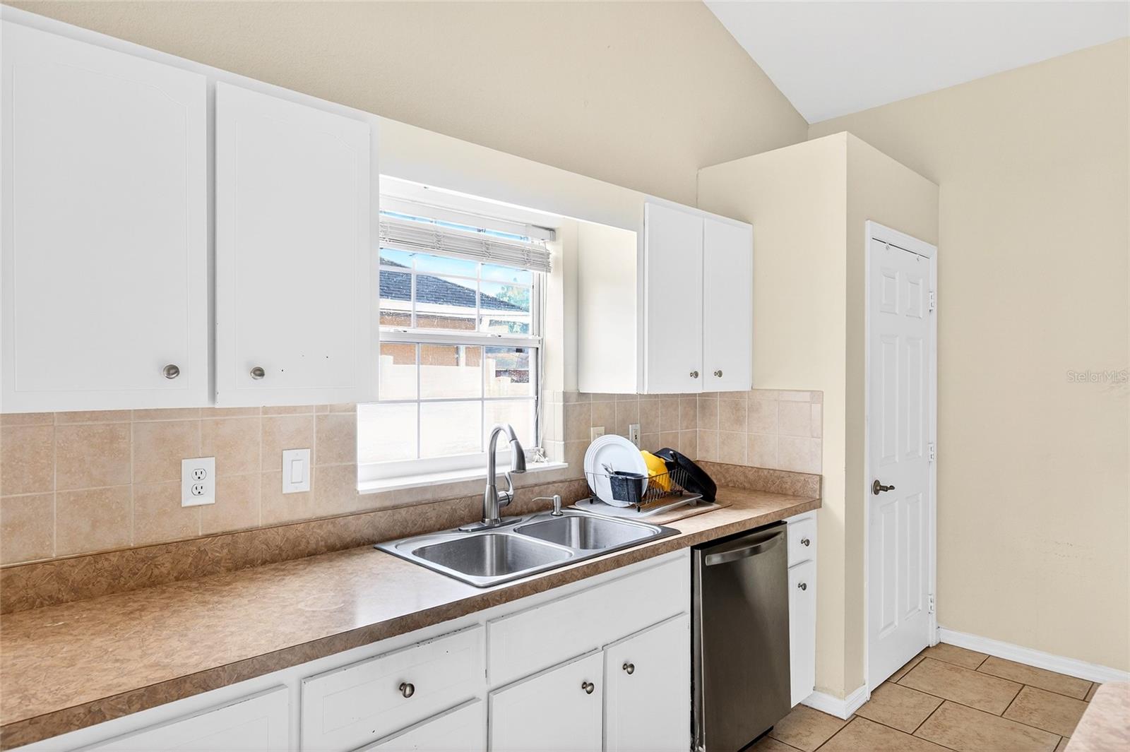 BELLEVIEW HEIGHTS ESTATE - Residential