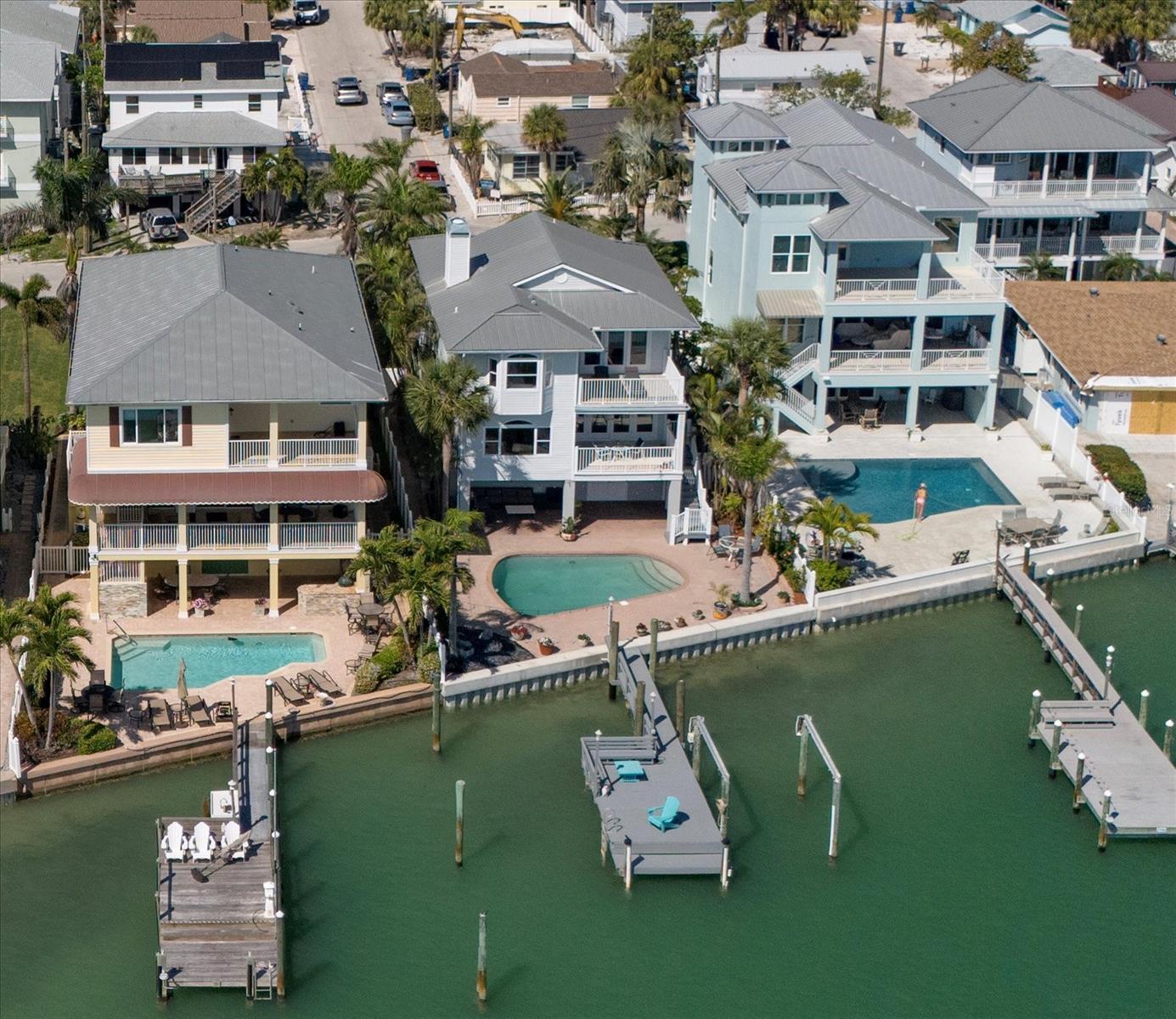 8685 E BAY DRIVE
