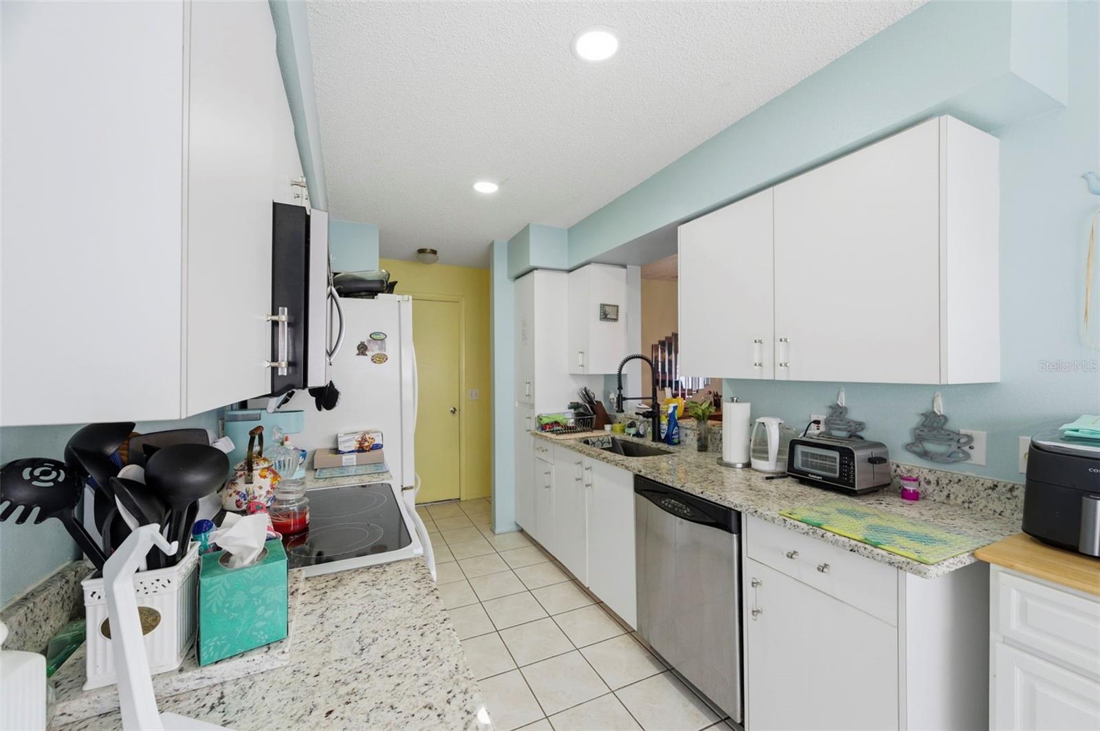 HERITAGE LAKE WEST MINSTER VILLAGE - Residential