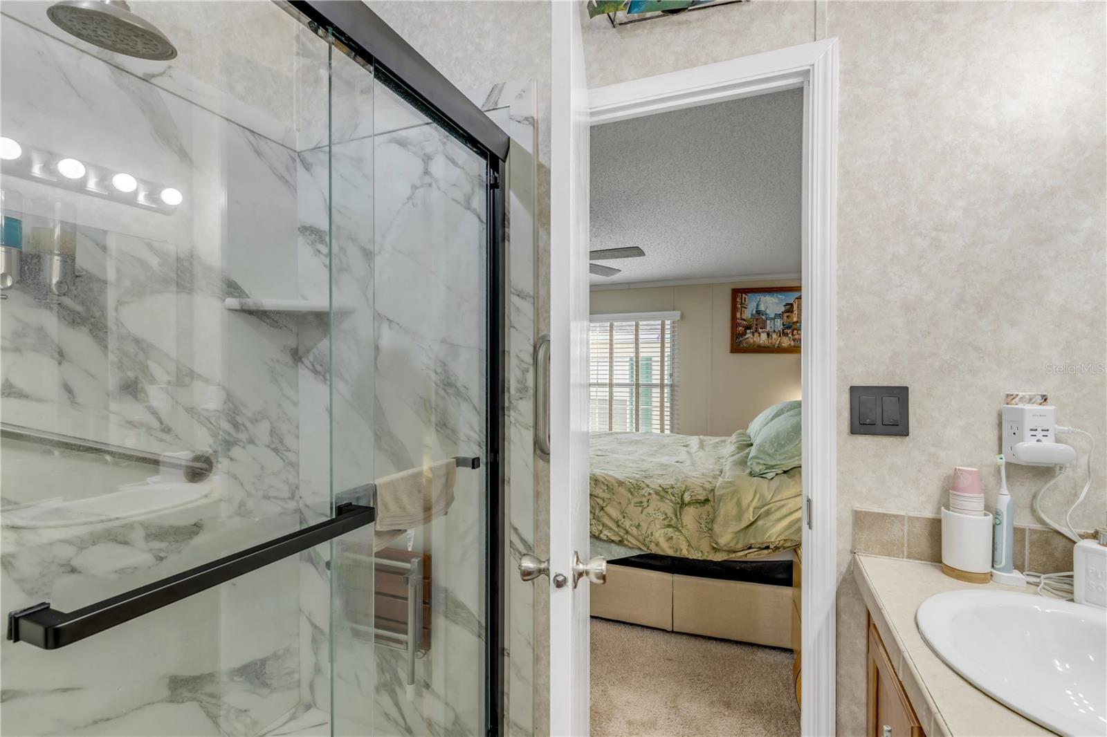 FRIENDLY SHORES COOP - Residential