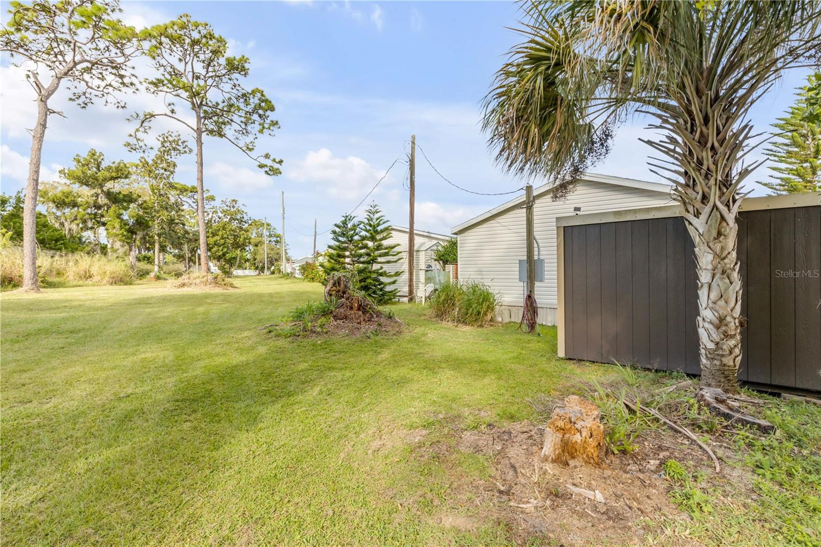 FRIENDLY SHORES COOP - Residential