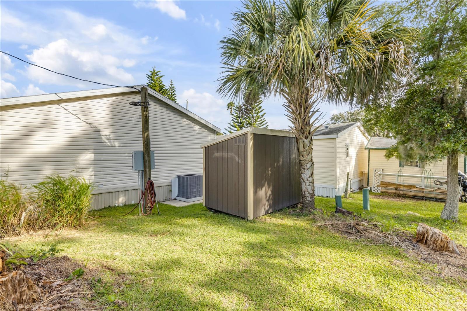 FRIENDLY SHORES COOP - Residential