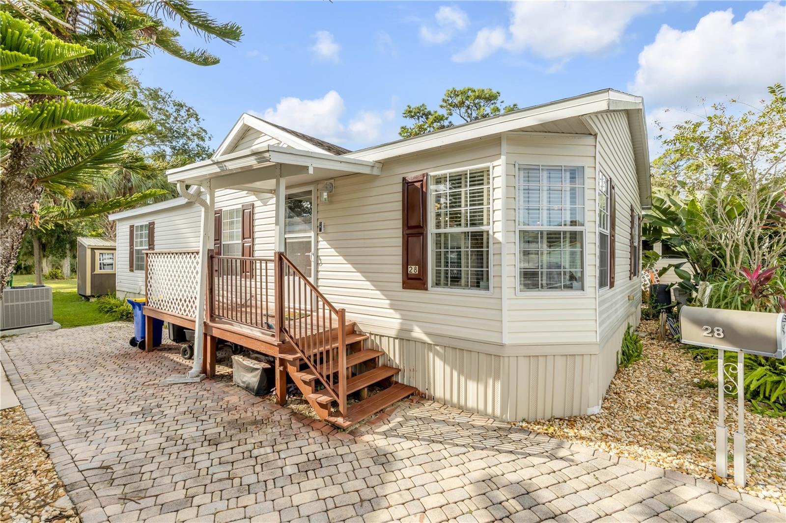 FRIENDLY SHORES COOP - Residential