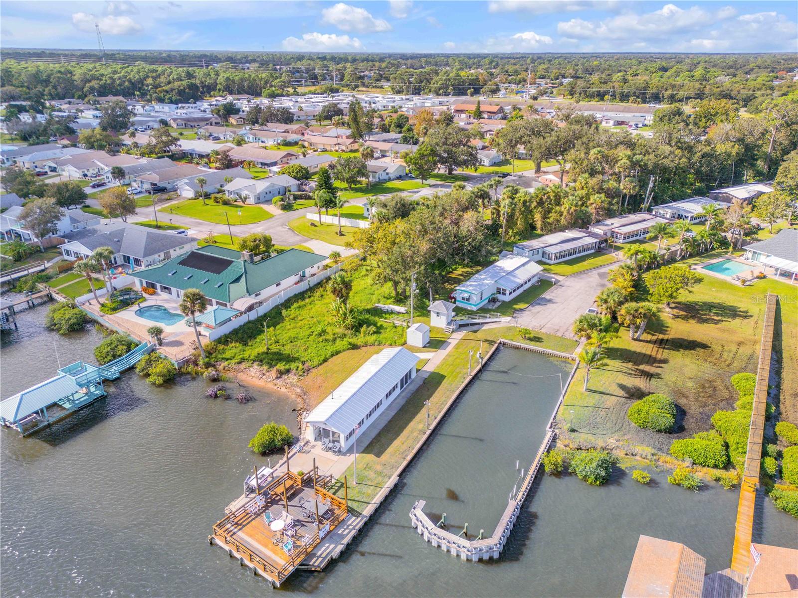 FRIENDLY SHORES COOP - Residential