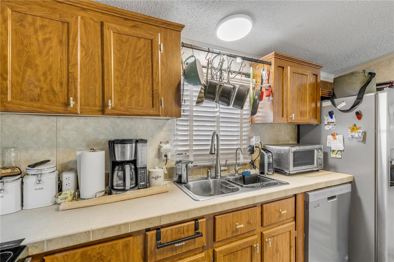 FRIENDLY SHORES COOP - Residential