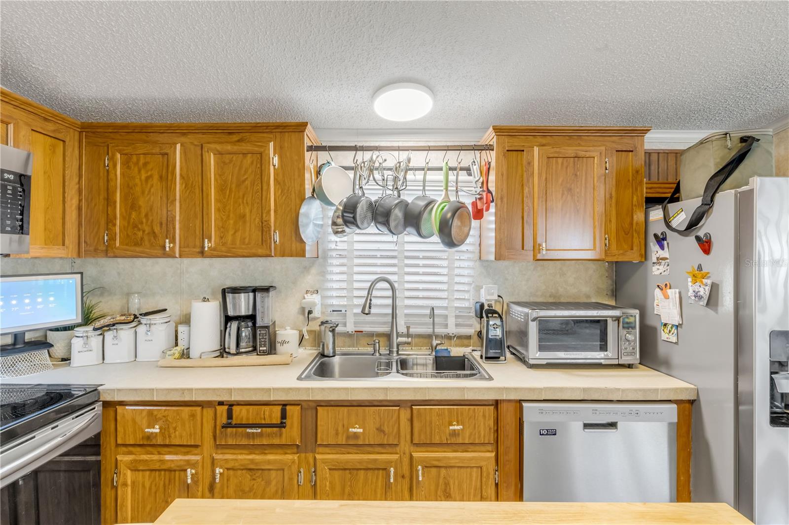 FRIENDLY SHORES COOP - Residential