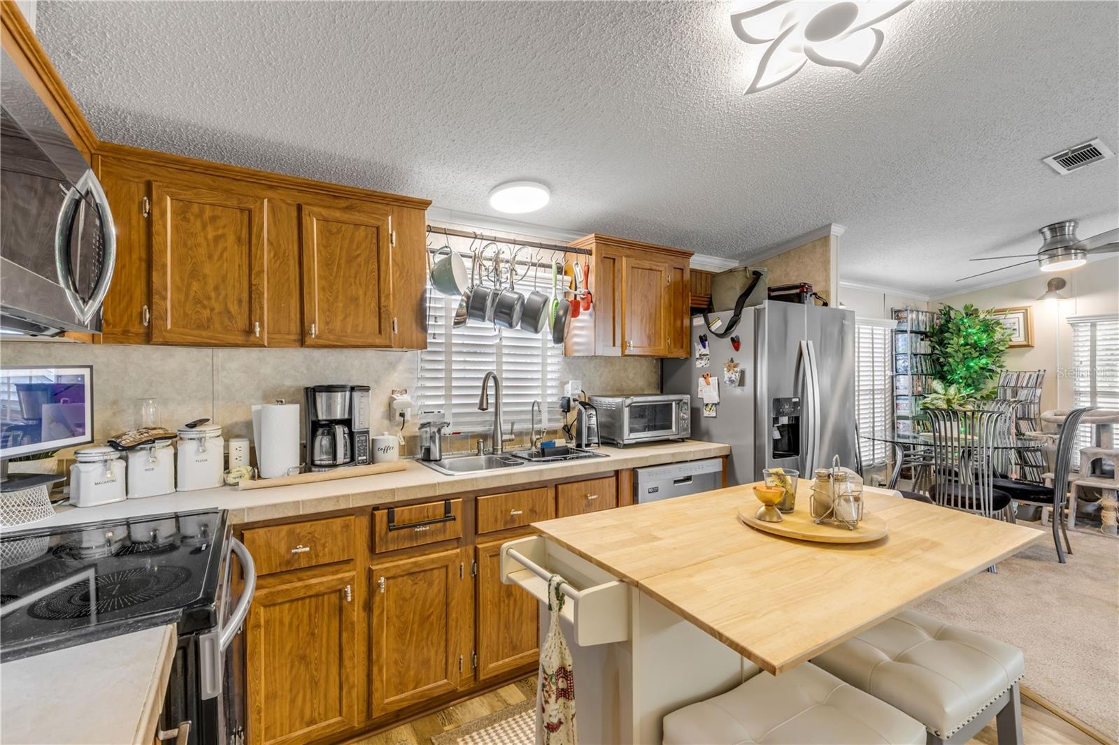 FRIENDLY SHORES COOP - Residential