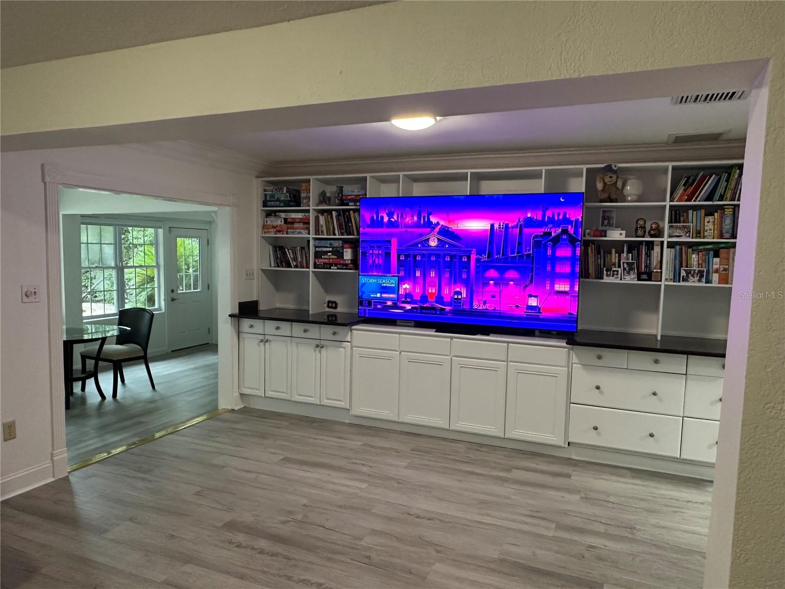 FOREST HILLS - Residential Lease