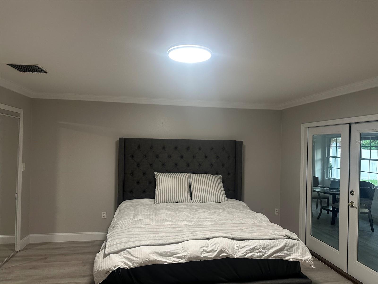 FOREST HILLS - Residential Lease