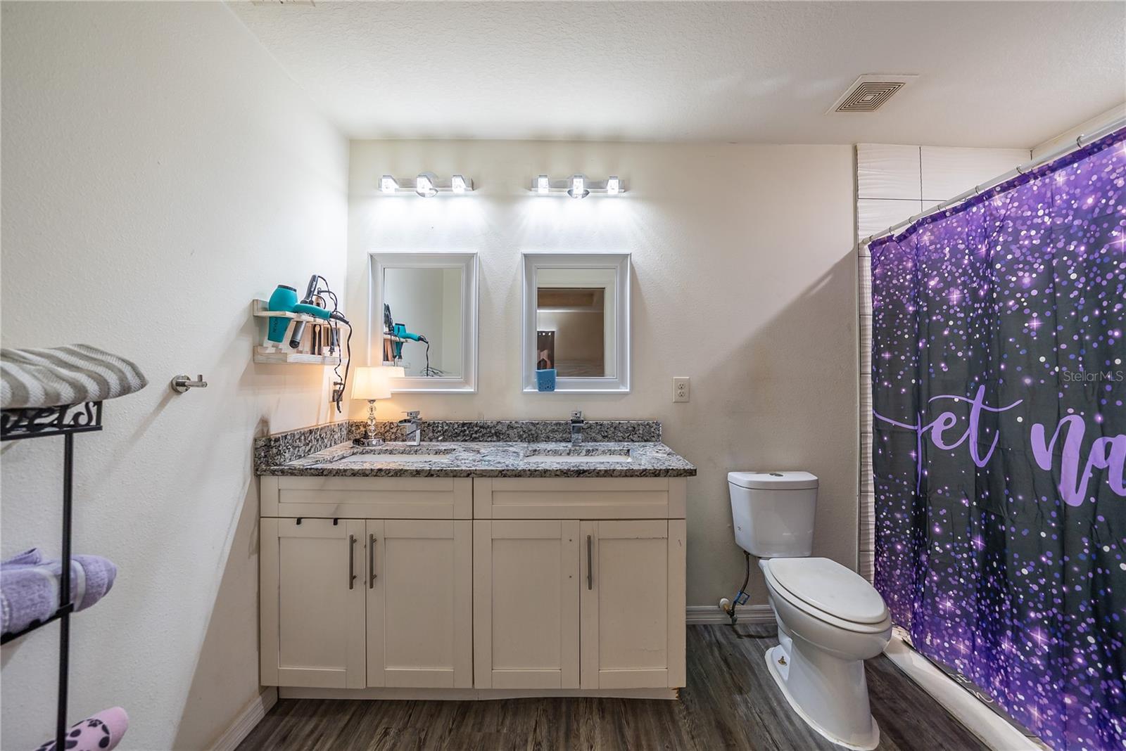 MARION OAKS UN 04 - Residential