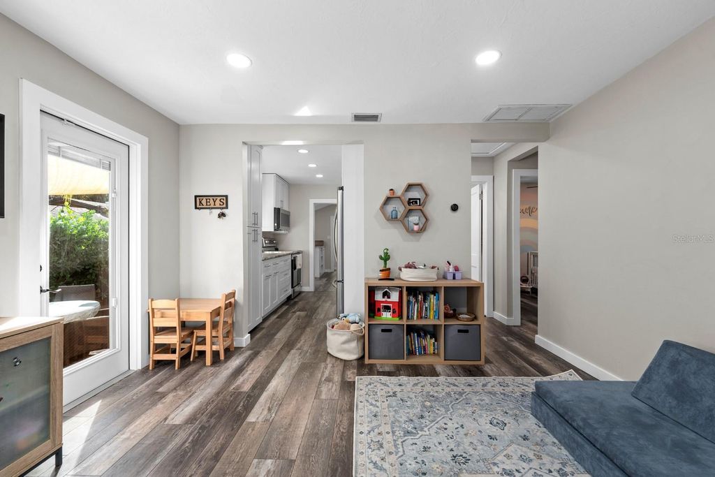 Photo of 3526 4th Avenue N, St Petersburg, FL 33713 (MLS # TB8440969)