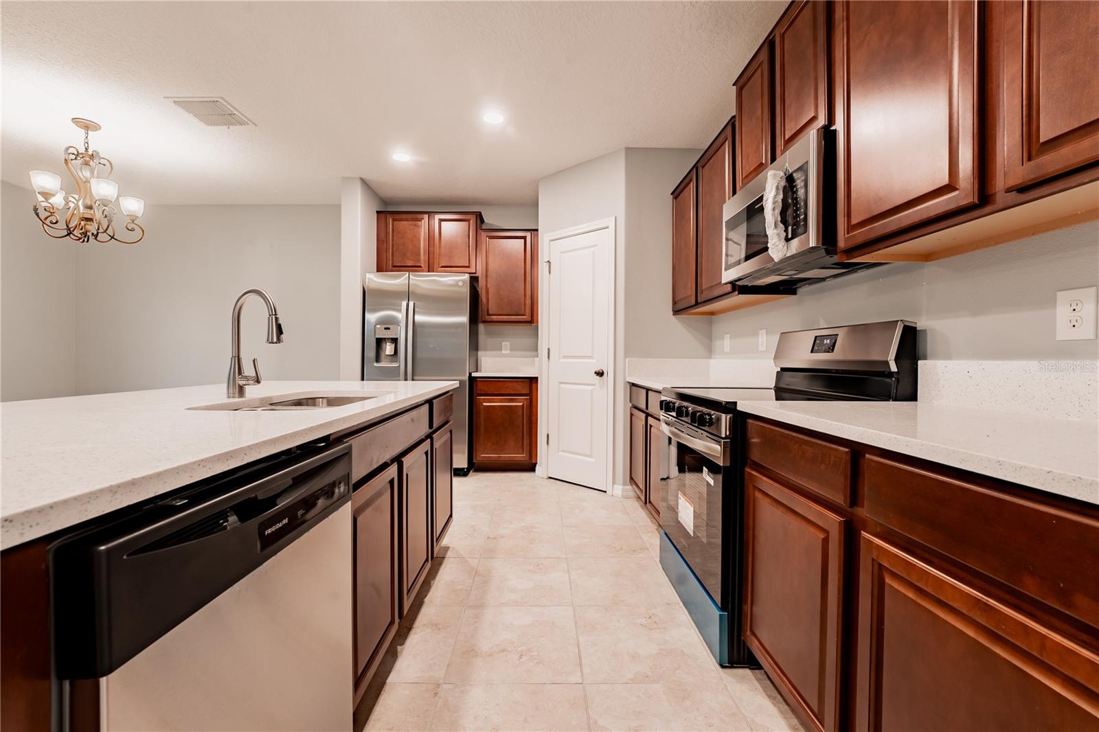 RIVERBEND WEST PH 1 - Residential