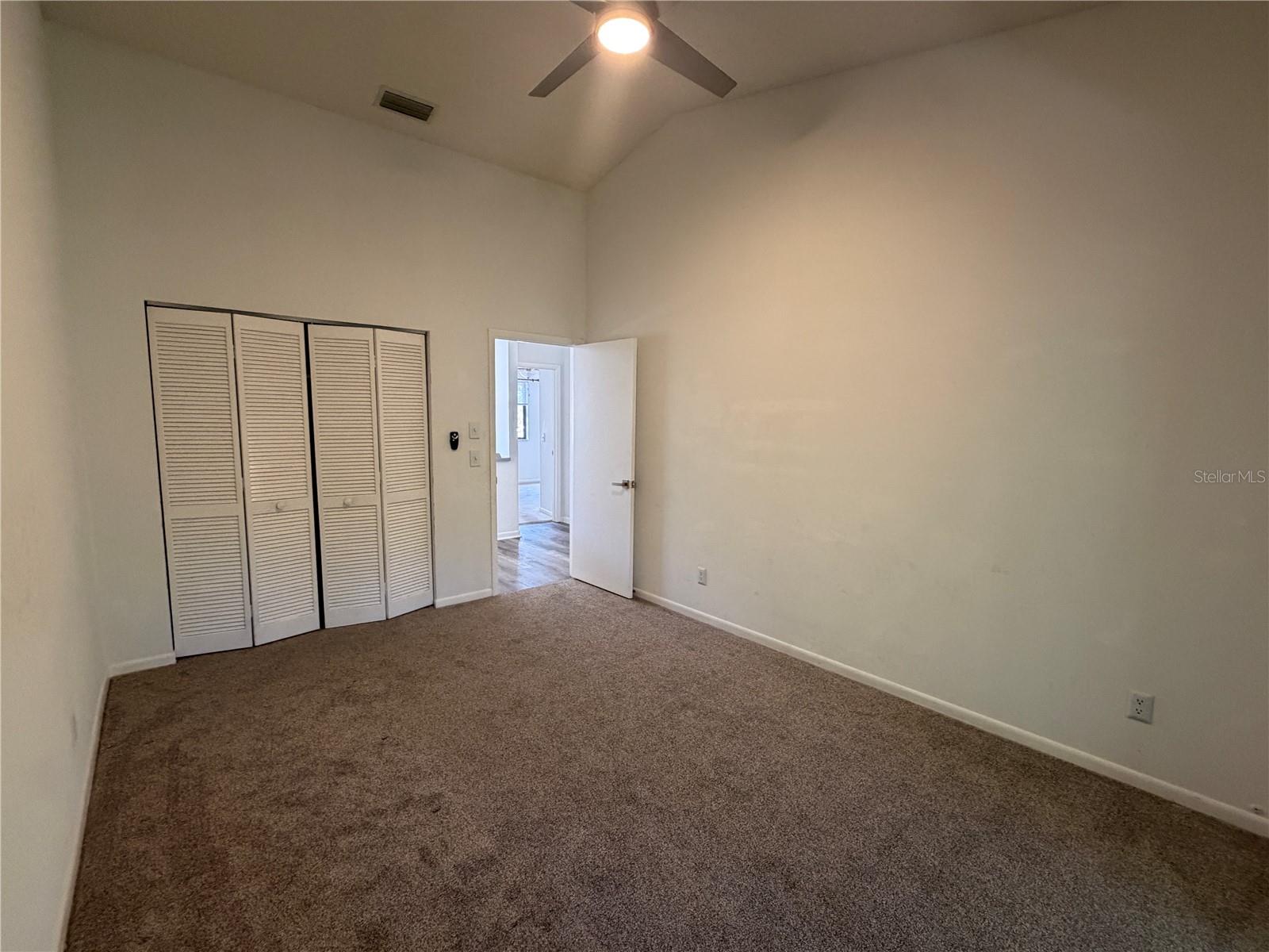 WHISPERING WOODS - Residential