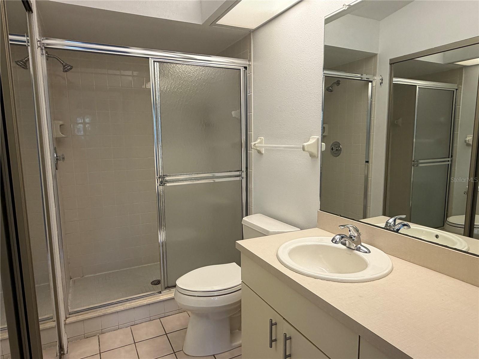 WHISPERING WOODS - Residential