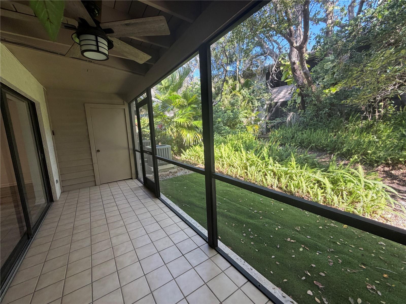 WHISPERING WOODS - Residential