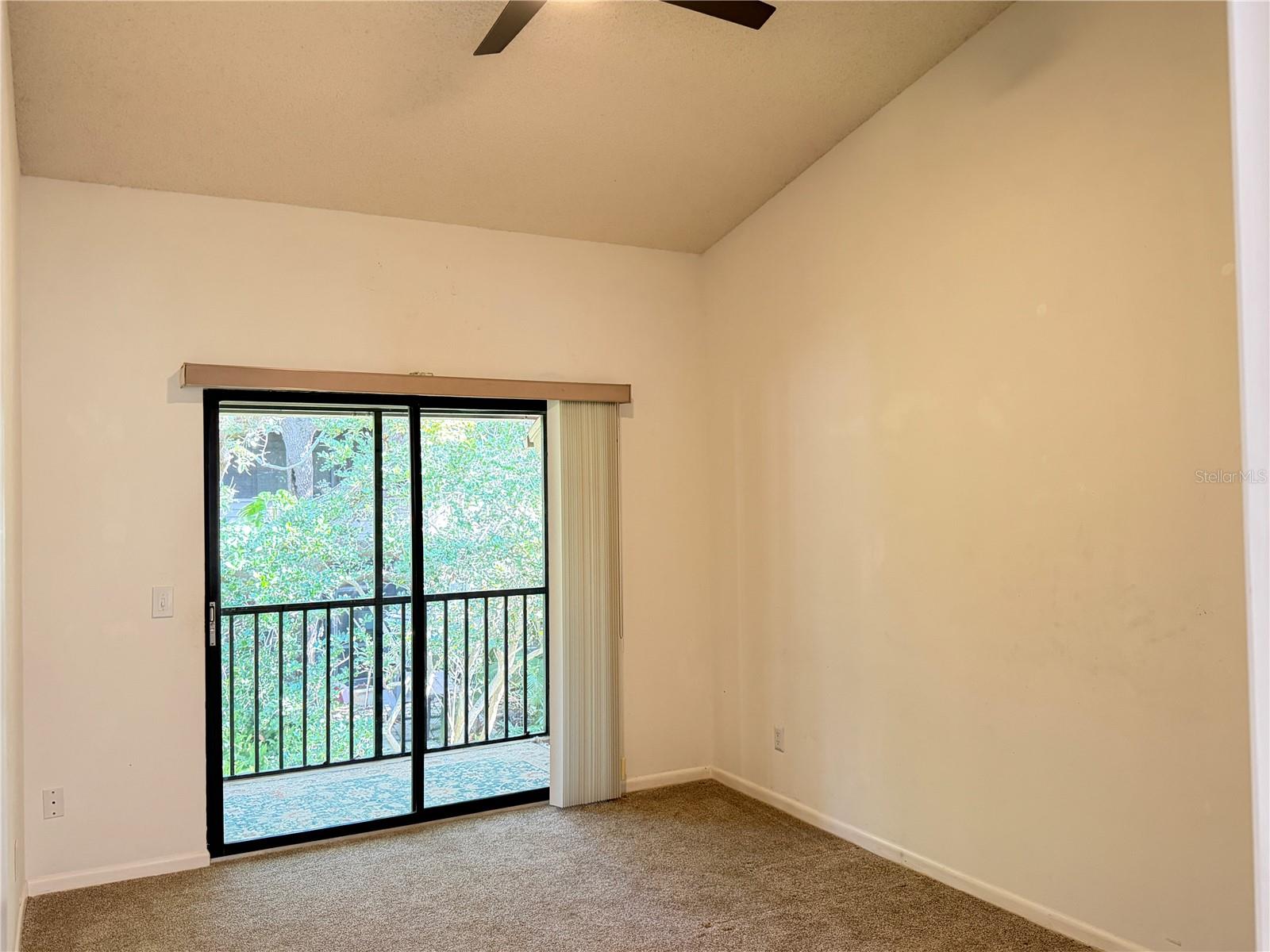 WHISPERING WOODS - Residential