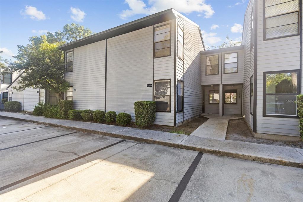 Photo of 4345 SW 20th Lane, Gainesville, FL 32607 (MLS # GC534920)