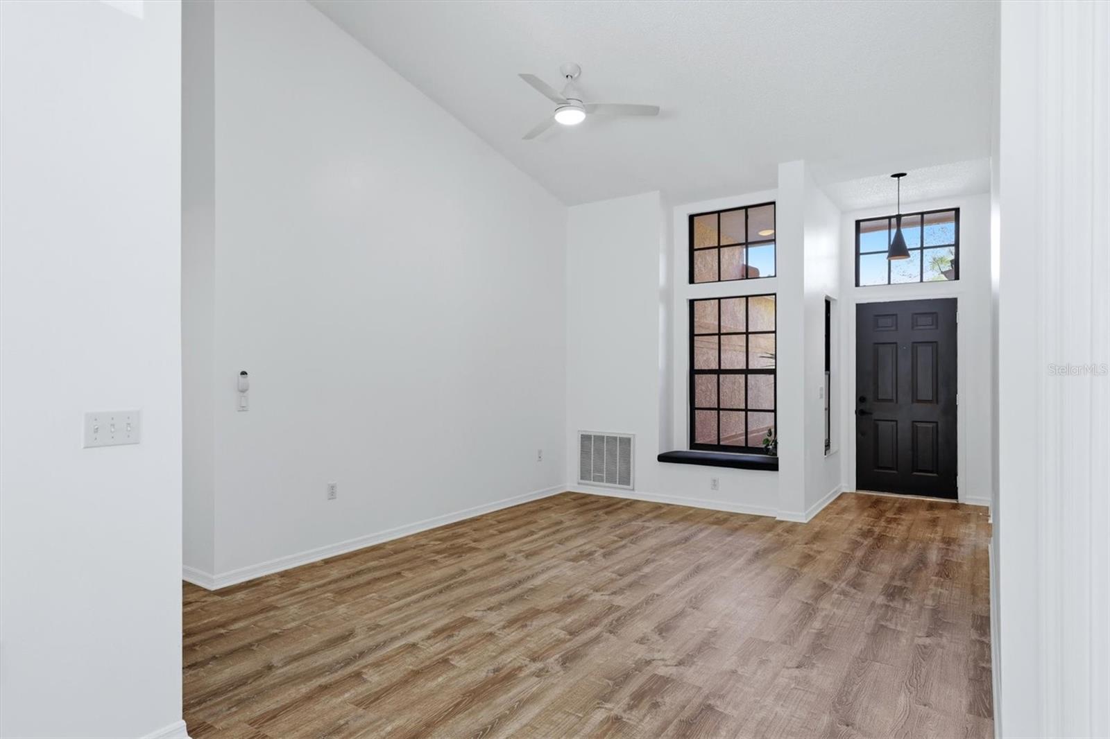 DEL SOL VILLAGE AT LONGWOOD RUN PH 02 - Residential