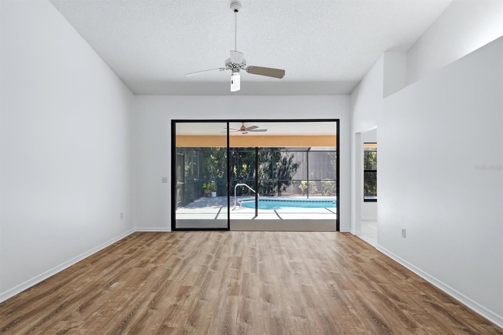 DEL SOL VILLAGE AT LONGWOOD RUN PH 02 - Residential