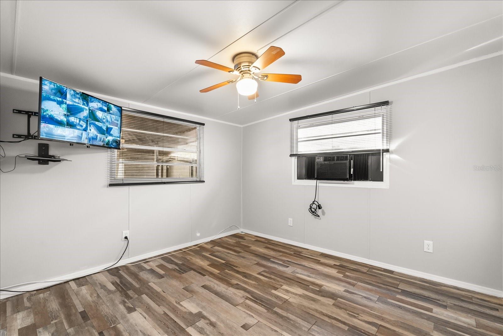 YOGI BEARS JELLYSTONE PARK CONDO 02A - Residential