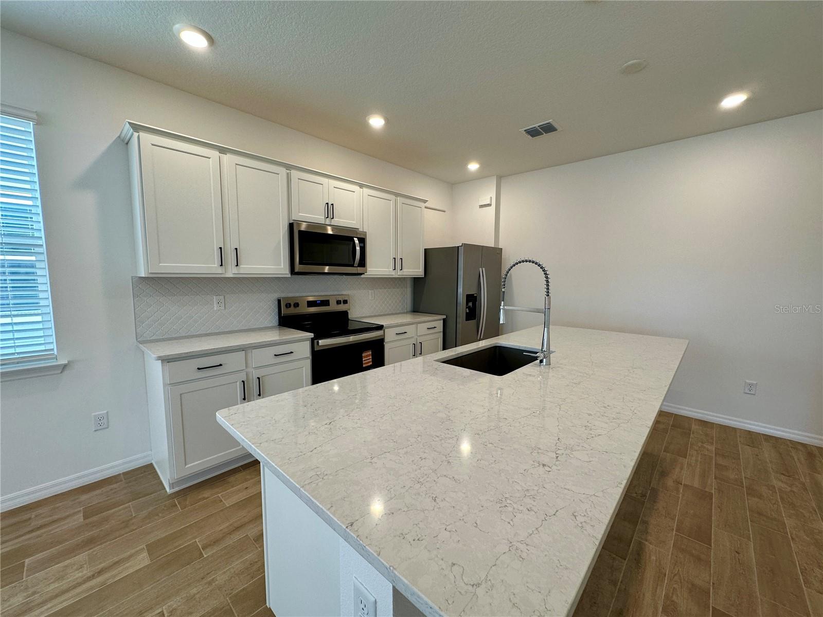 THE COVE AT NONA SOUND - Residential Lease