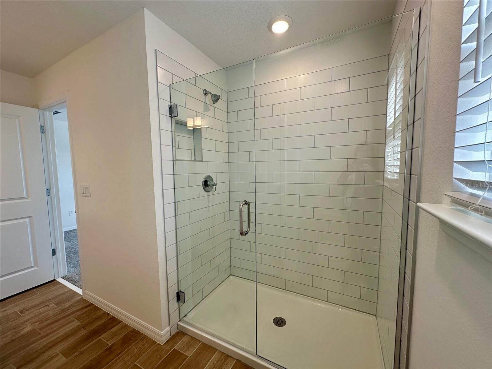 THE COVE AT NONA SOUND - Residential Lease