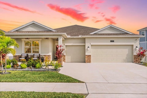 Photo of 6997 Perch Hammock Loop, Groveland, FL 34736 (MLS # O6441389)