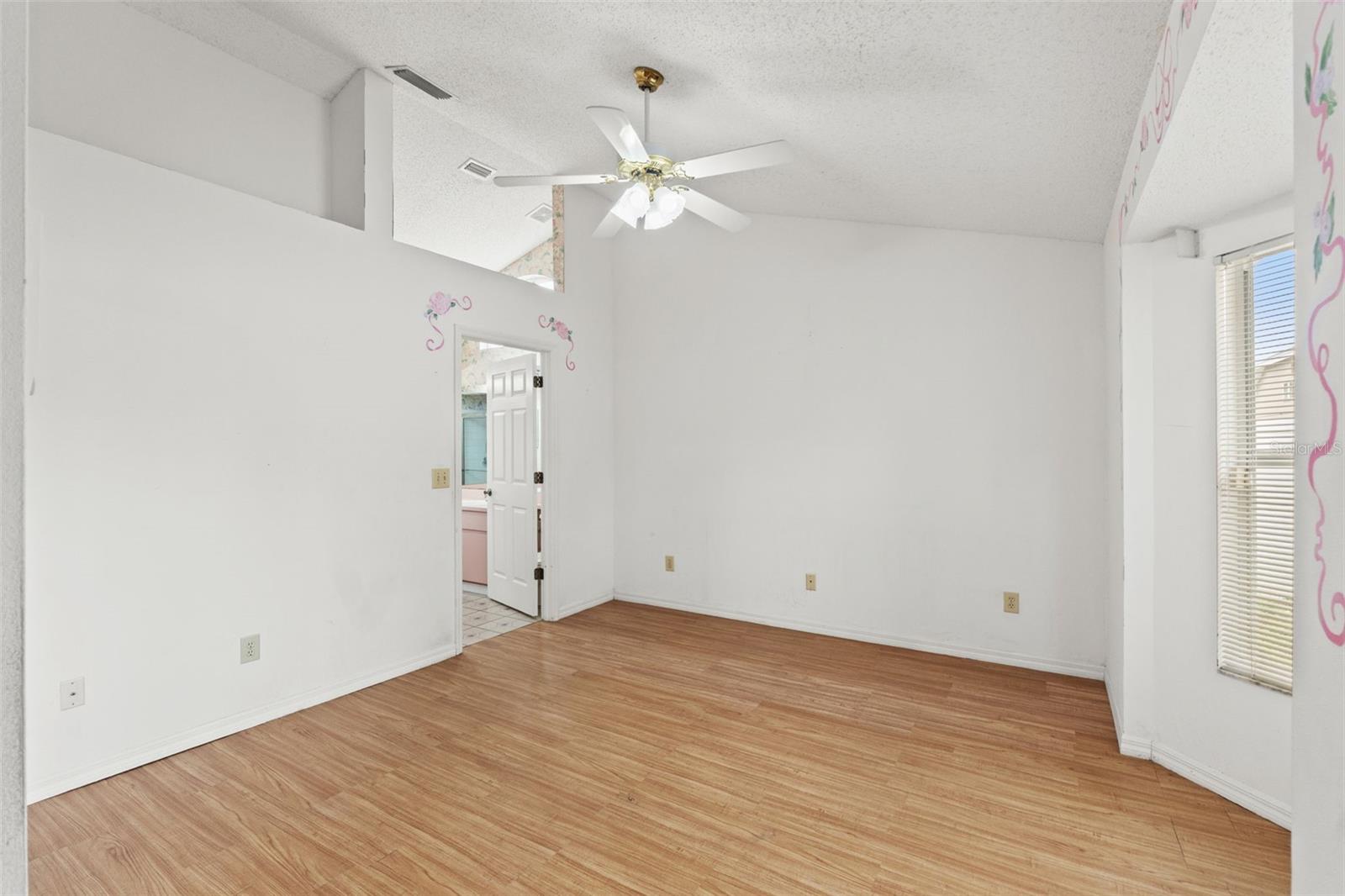 FAWN RIDGE VILLAGE E UN 1 - Residential