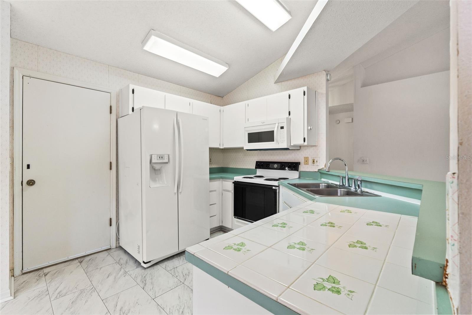 FAWN RIDGE VILLAGE E UN 1 - Residential