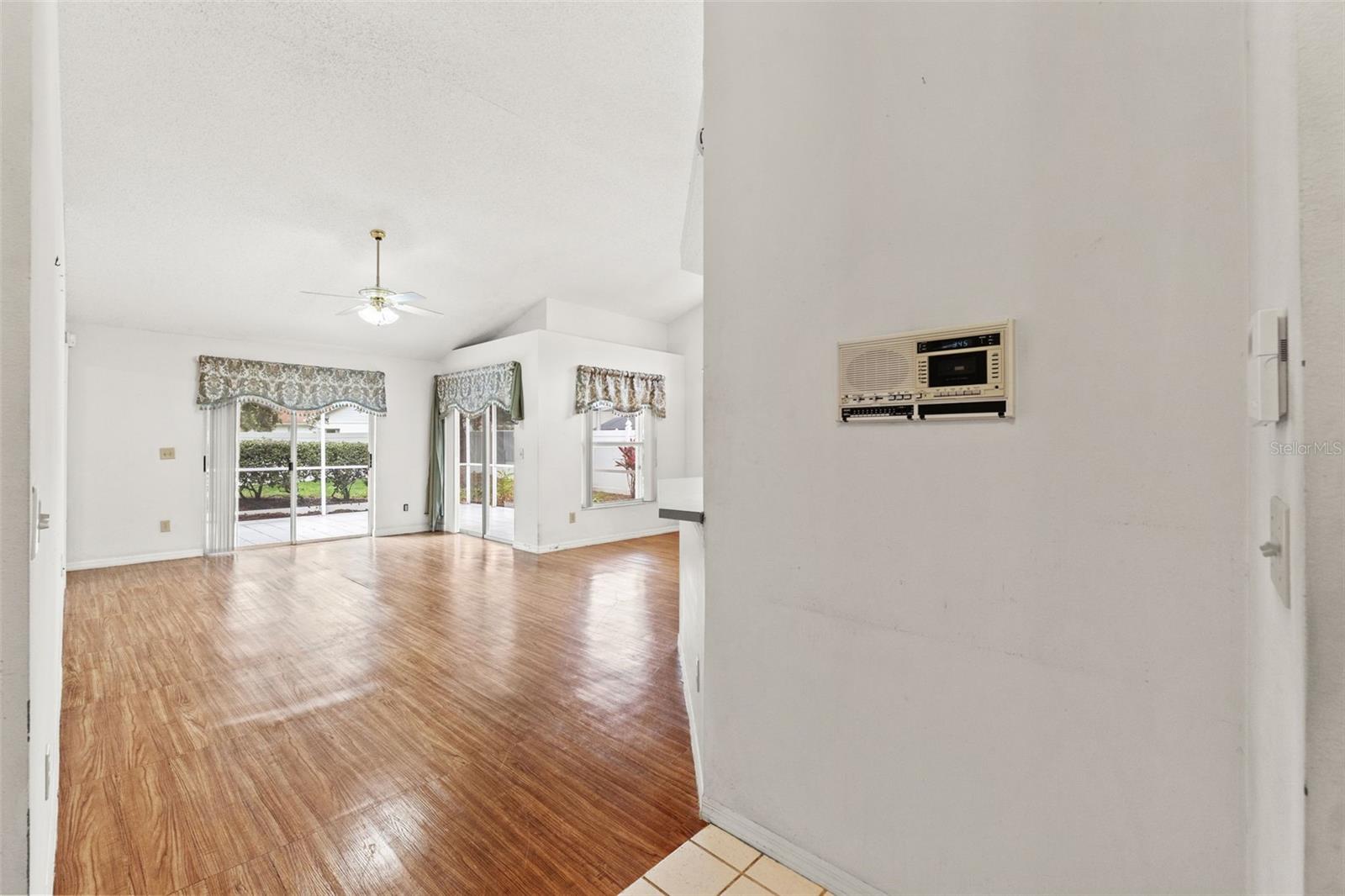 FAWN RIDGE VILLAGE E UN 1 - Residential