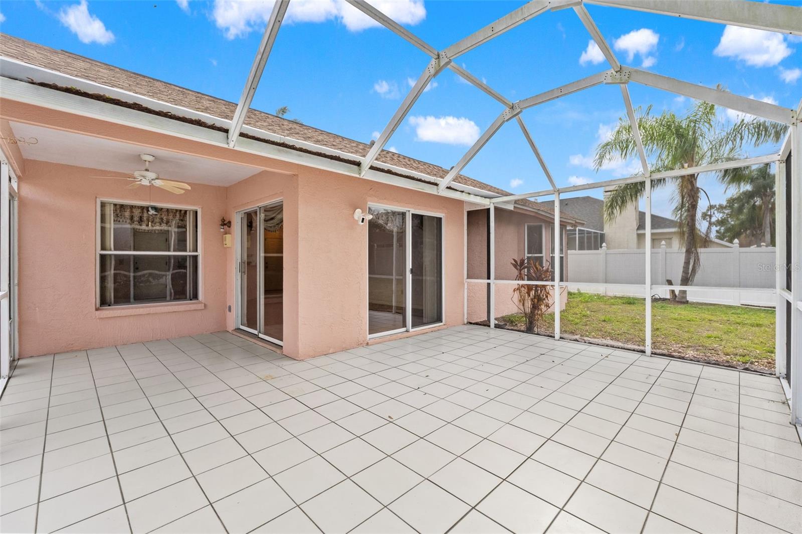 FAWN RIDGE VILLAGE E UN 1 - Residential