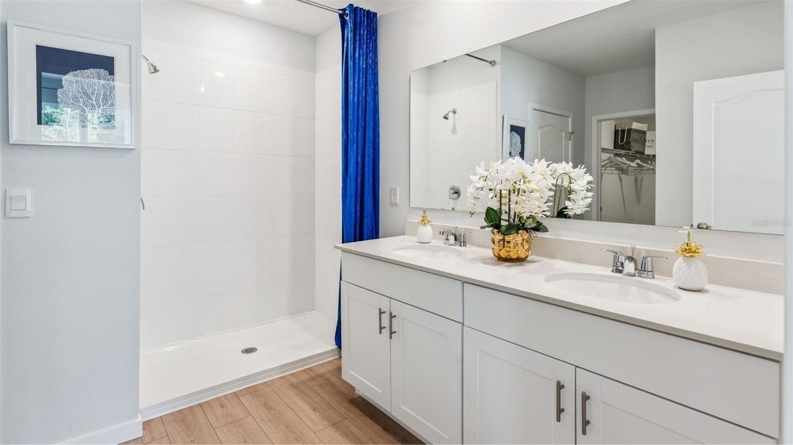 BUENA LAGO PH 4 - Residential